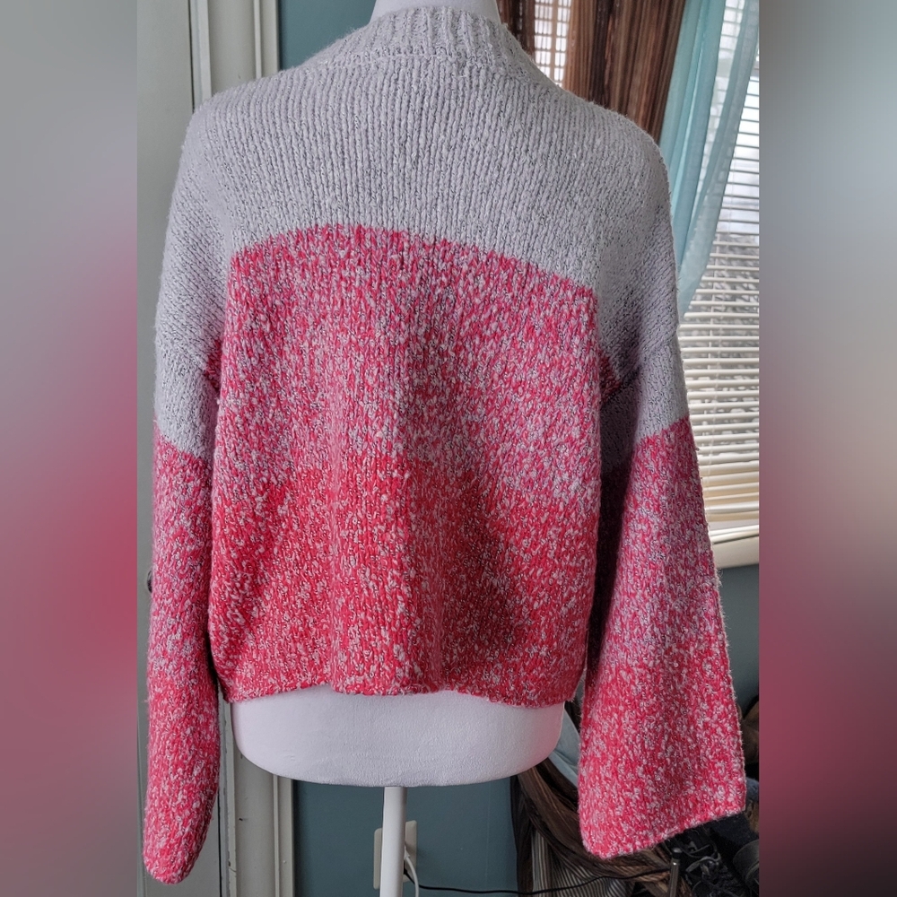 Sincerely Jules Chunky Knit Oversized Cropped Sweater Women's S Gray Pink Red NW - Picture 3 of 13